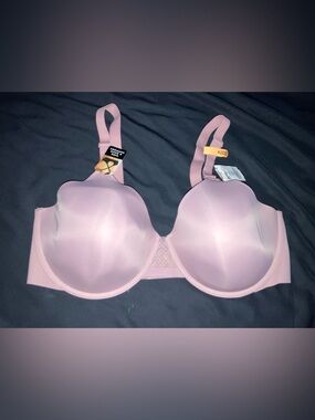 Bali (Kohl's) Pale Pink Molded T-Shirt Bra - 40DD